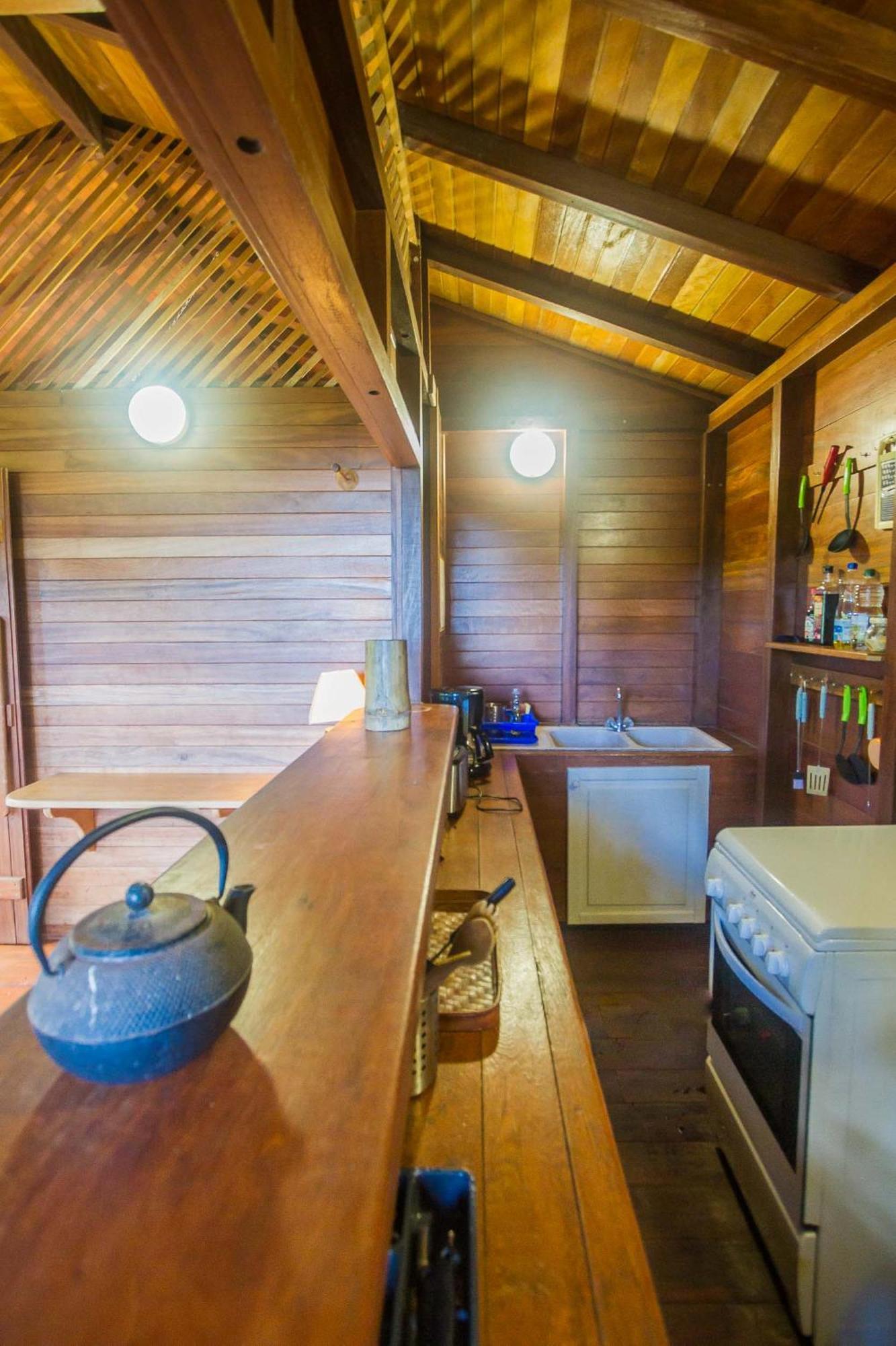 Ecolodges Karet Deshaies Eksteriør billede